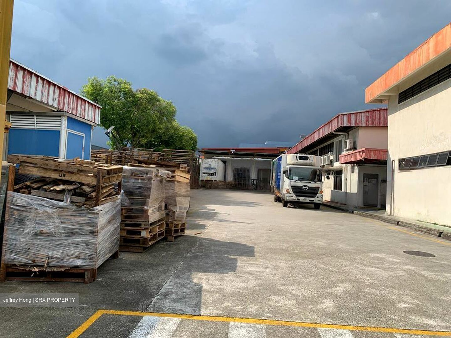 Joo Koon Circle (D22), Factory #639480351